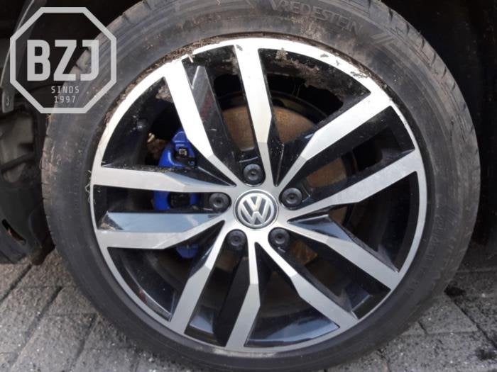 Sportvelgen Set van een Volkswagen Golf, Gebruikt, -, -, Ophalen of Verzenden