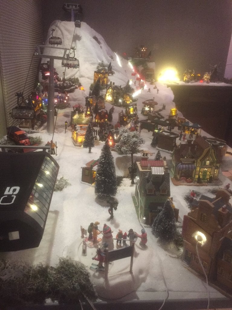 Kerst dorp (groot dorp) inclusief skilift (JC 84494 ), Ophalen, Gebruikt