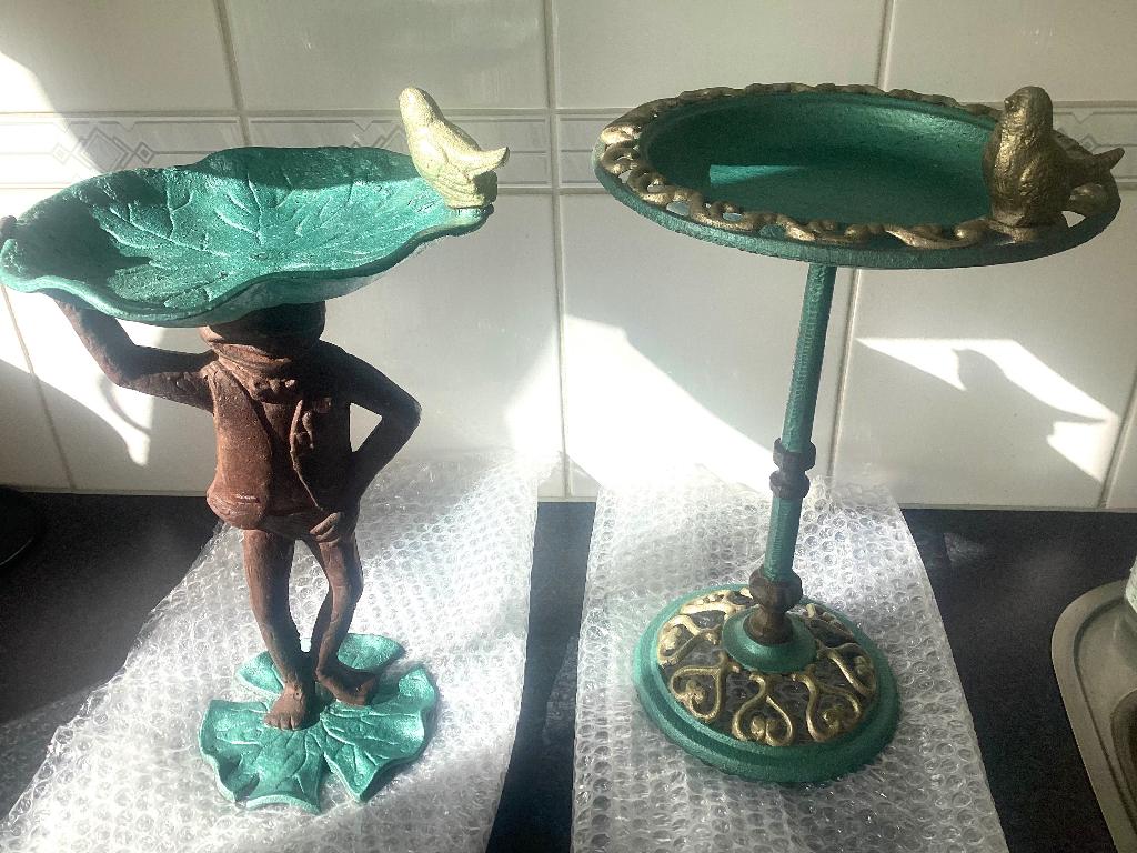 gietijzeren vogelbaden/voederschalen, Ophalen, Gebruikt
