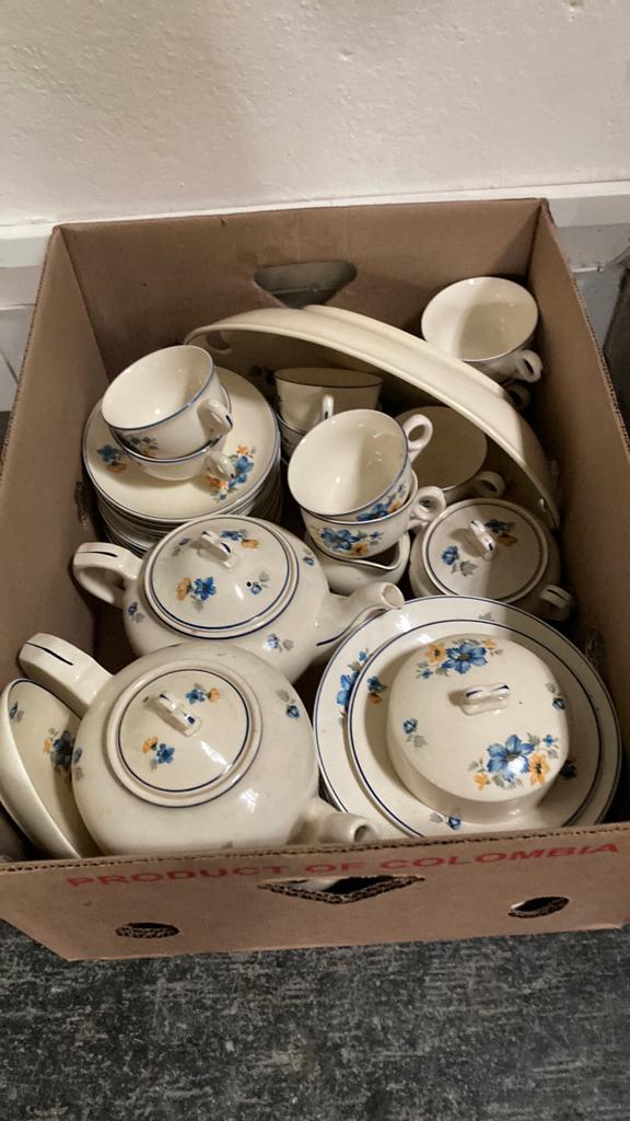 Ontbijt servies 1900, Ophalen