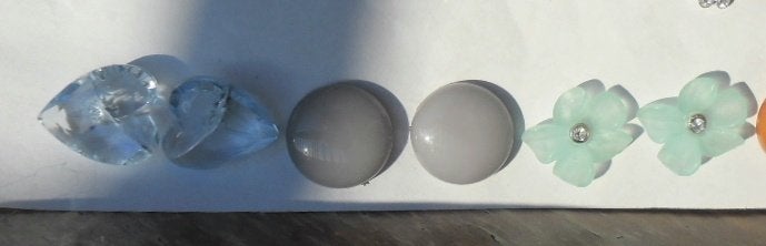 retro vintage oorbellen / oorknopjes hartjes, bloemvorm e.a., Overige materialen, Overige kleuren, Ophalen of Verzenden, Zo goed als nieuw