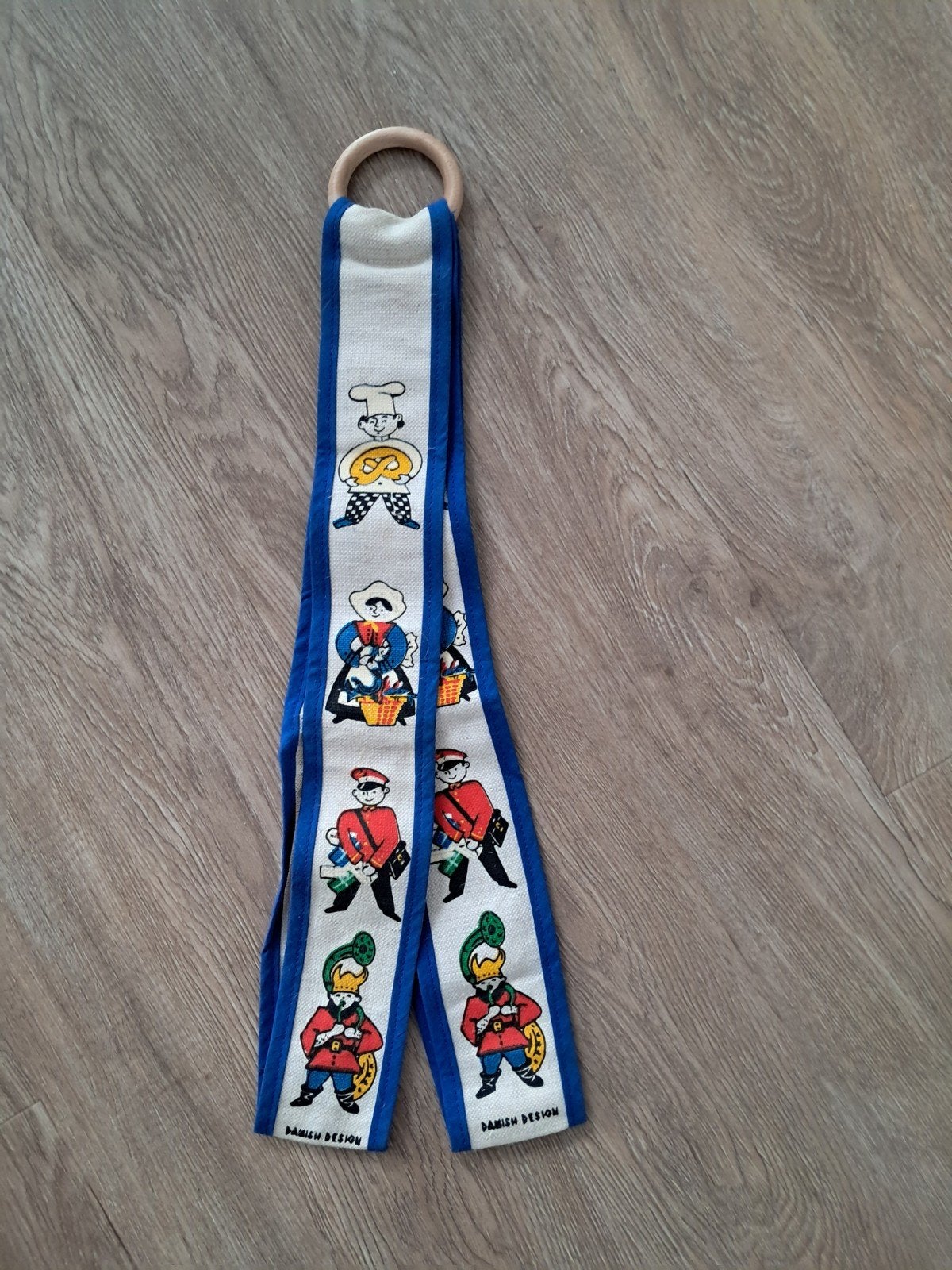Mid-Century Deens Textiel Wanddecoratie – Folkloristisch, Antiek en Kunst, Ophalen of Verzenden