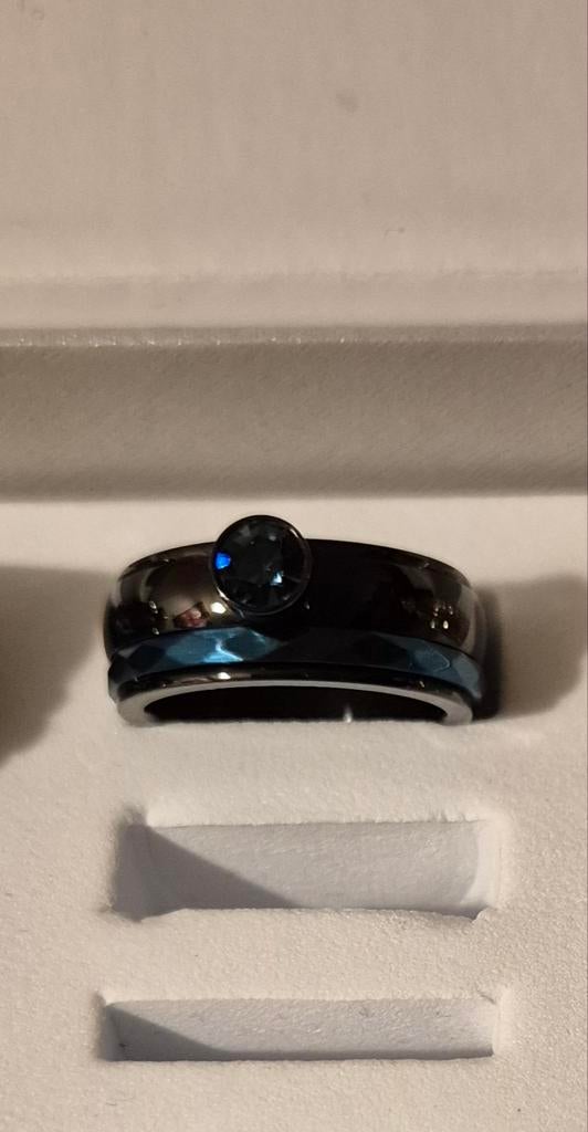IXXXI ring maat 17,5, Ophalen of Verzenden, Zo goed als nieuw, 17 tot 18, Dame