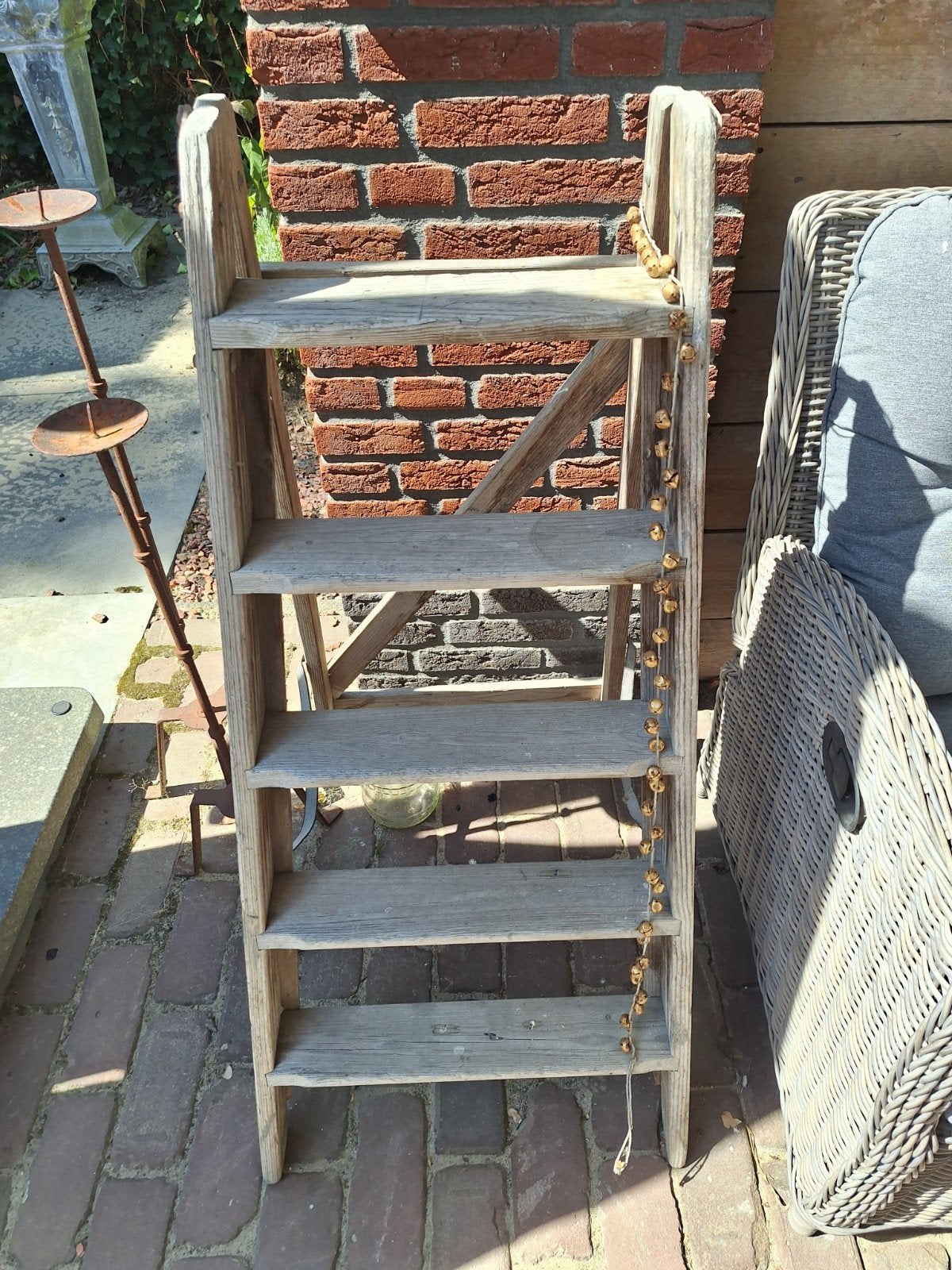 Doorleefd oud inklapbaar schilderstrapje - 107 cm hoog, Ophalen