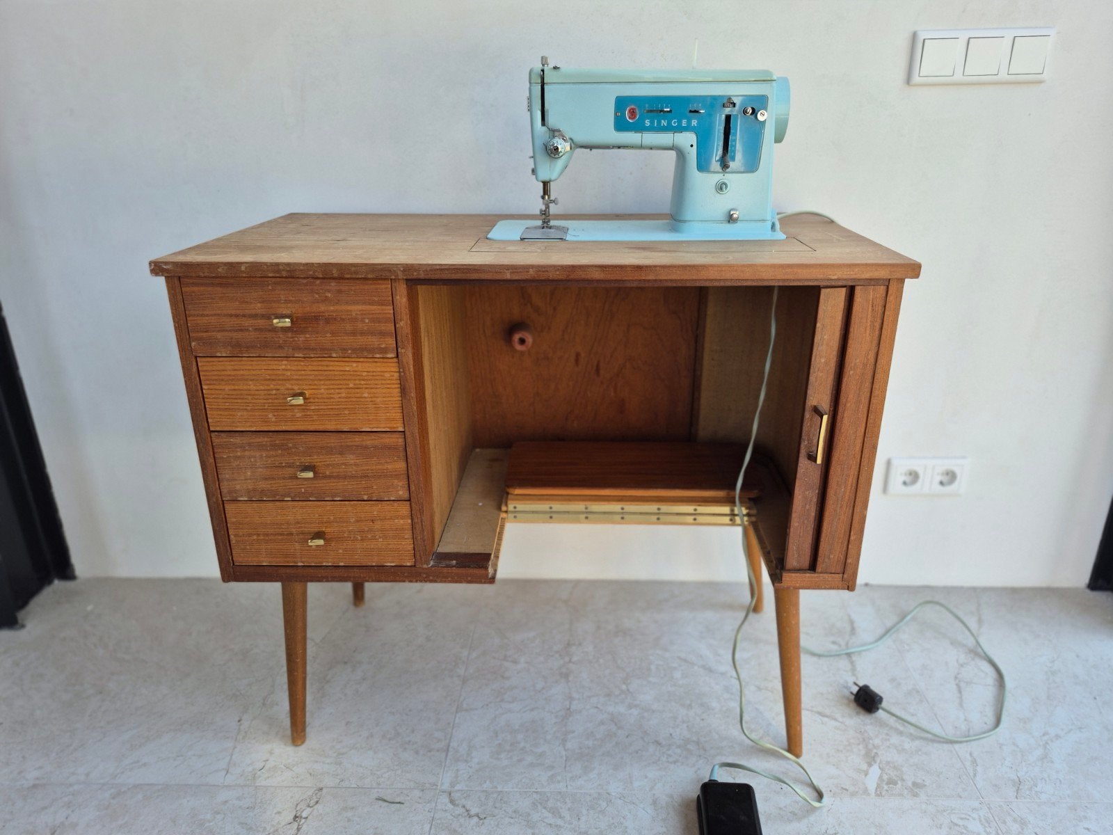 Vintage Singer naaimachine in originele kast, Antiek en Kunst, Antiek | Naaimachines, Ophalen
