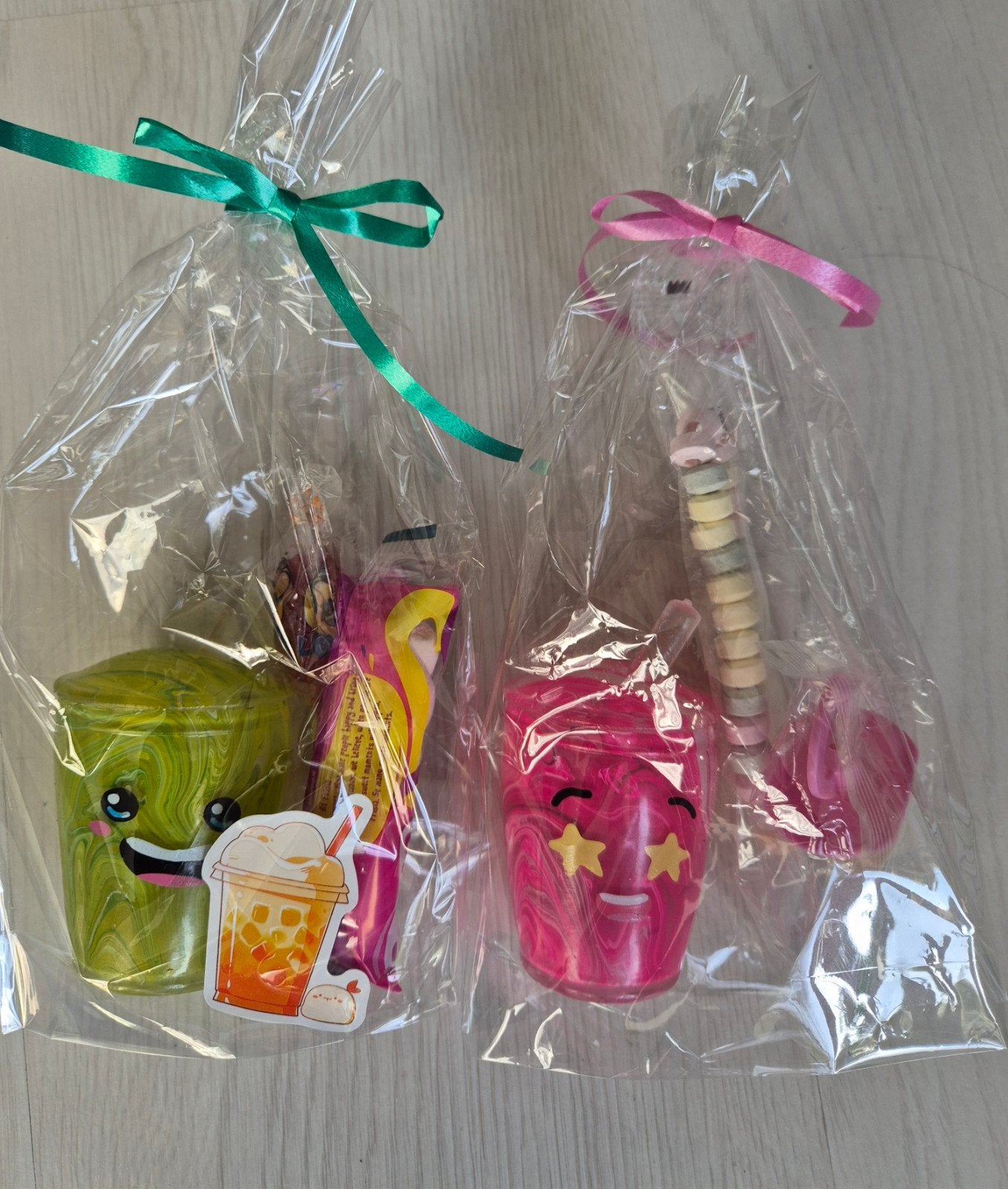 Traktatie bubble tea squishy,sticker+2 snoepjes 1.35, Ophalen of Verzenden, Nieuw, Feestartikel, Verjaardag
