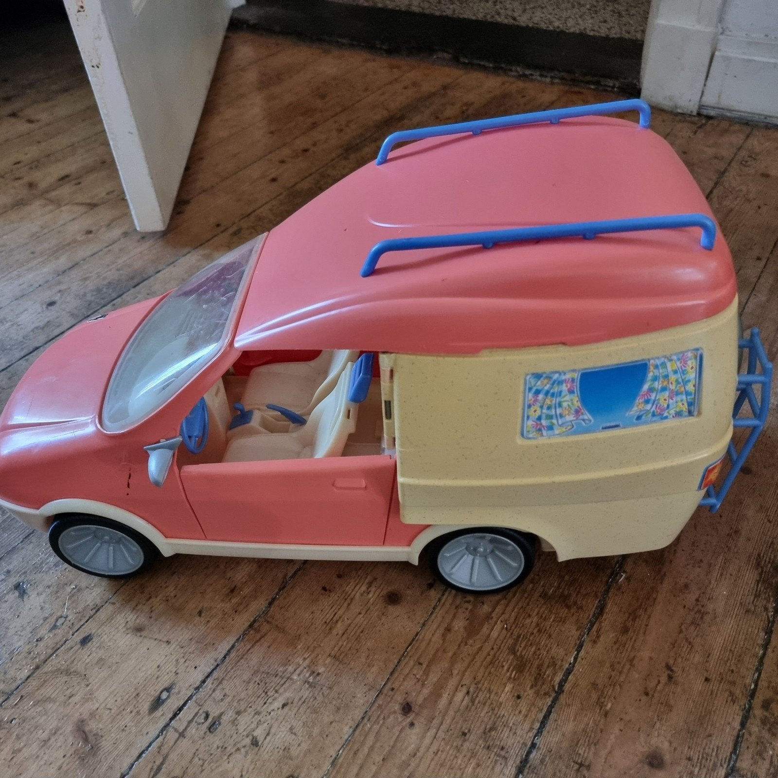 Vintage Barbie 3-in-1 Holiday Camper (Mattel, jaren 00), Ophalen of Verzenden, Gebruikt