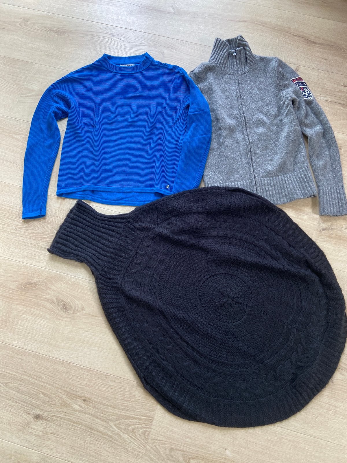 Bundel 4x dameskleding herfst/ winter mt S, vest, trui, jurk, Ophalen of Verzenden, Zo goed als nieuw, Maat 36 (S)