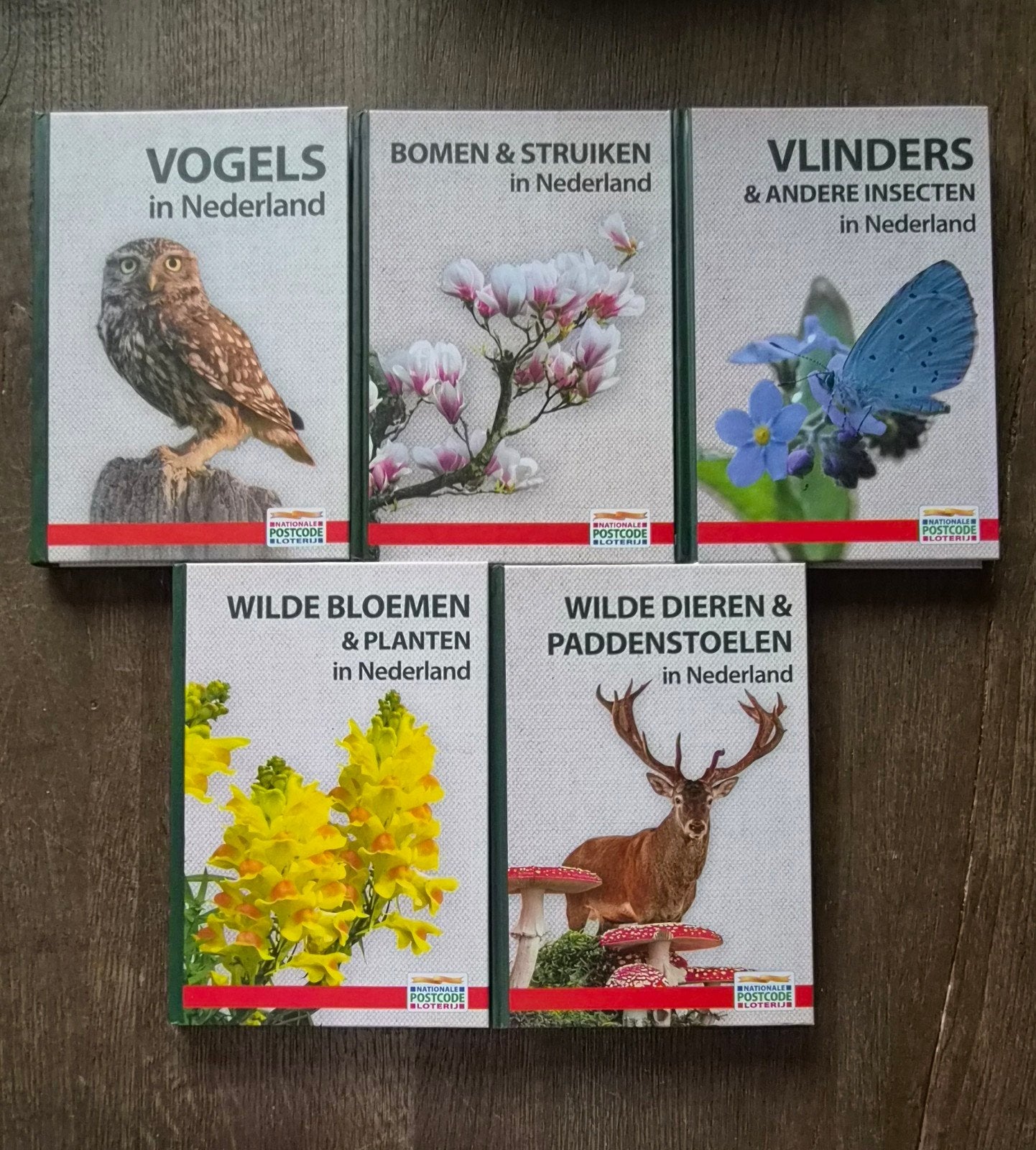 Natuurboeken Postcode Loterij: Voordeelgidsen & Gidsen, Ophalen of Verzenden, Zo goed als nieuw, Natuur algemeen