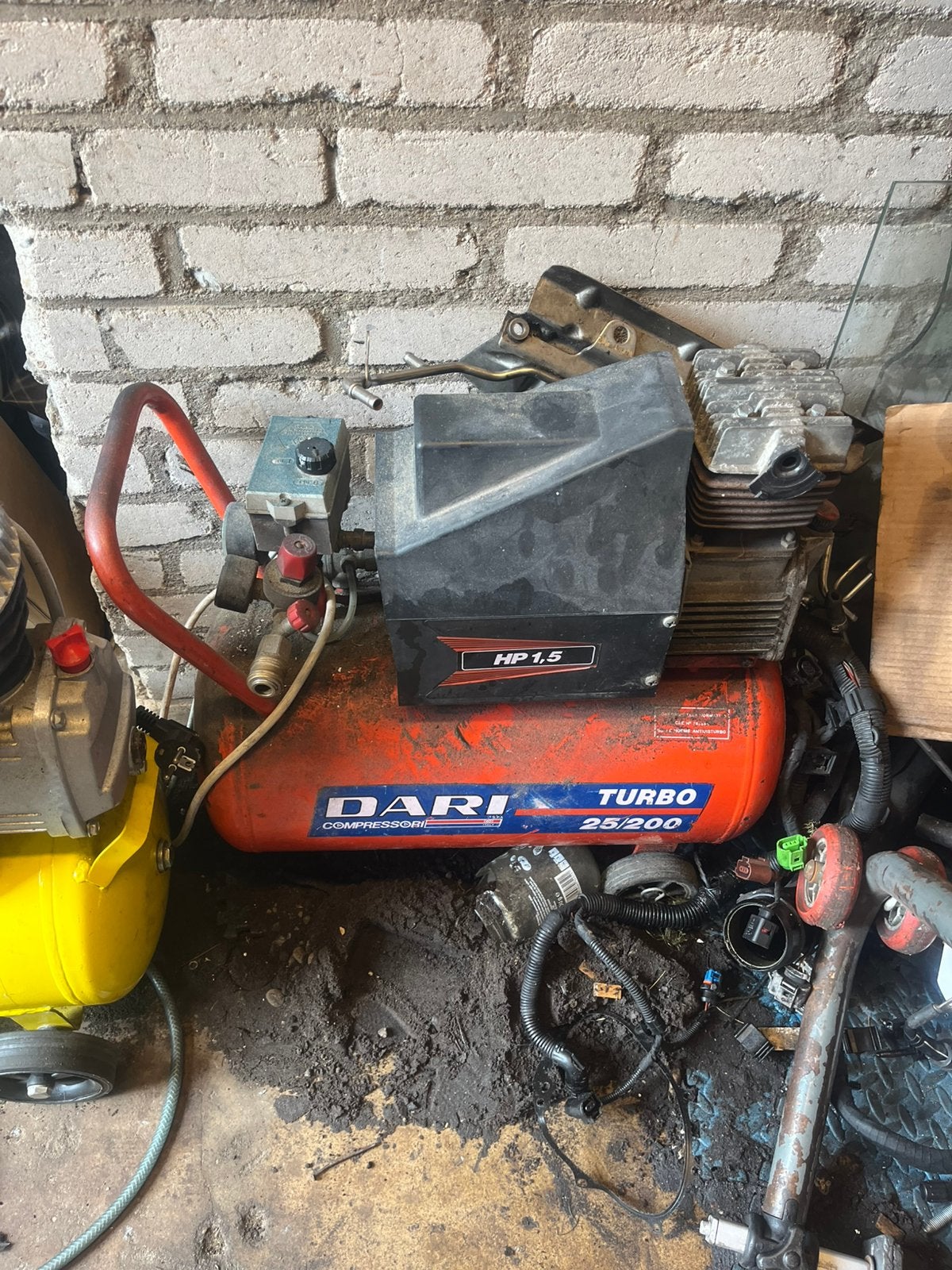 Compressor 10 liter, Minder dan 25 liter, Ophalen, Zo goed als nieuw, Minder dan 200 liter/min
