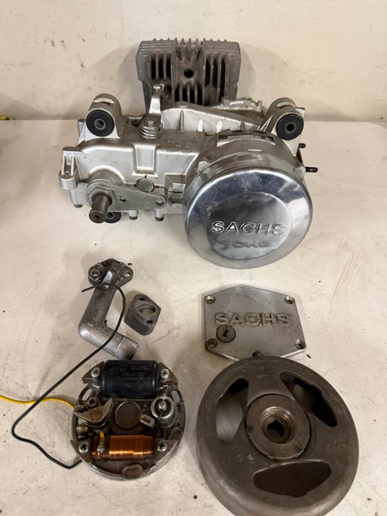 Nieuw Hercules brommerblok met onderdelen - Sachs 505/2by, Fietsen en Brommers, Ophalen, Nieuw, Blok