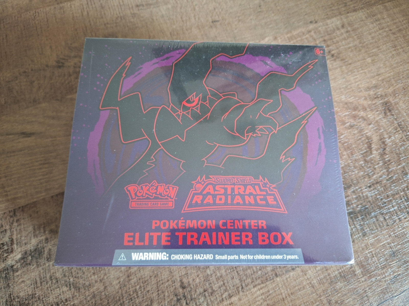 Pokemon center exclusive, Elite trainer box, Astral Radiance, Ophalen, Nieuw, Boosterbox