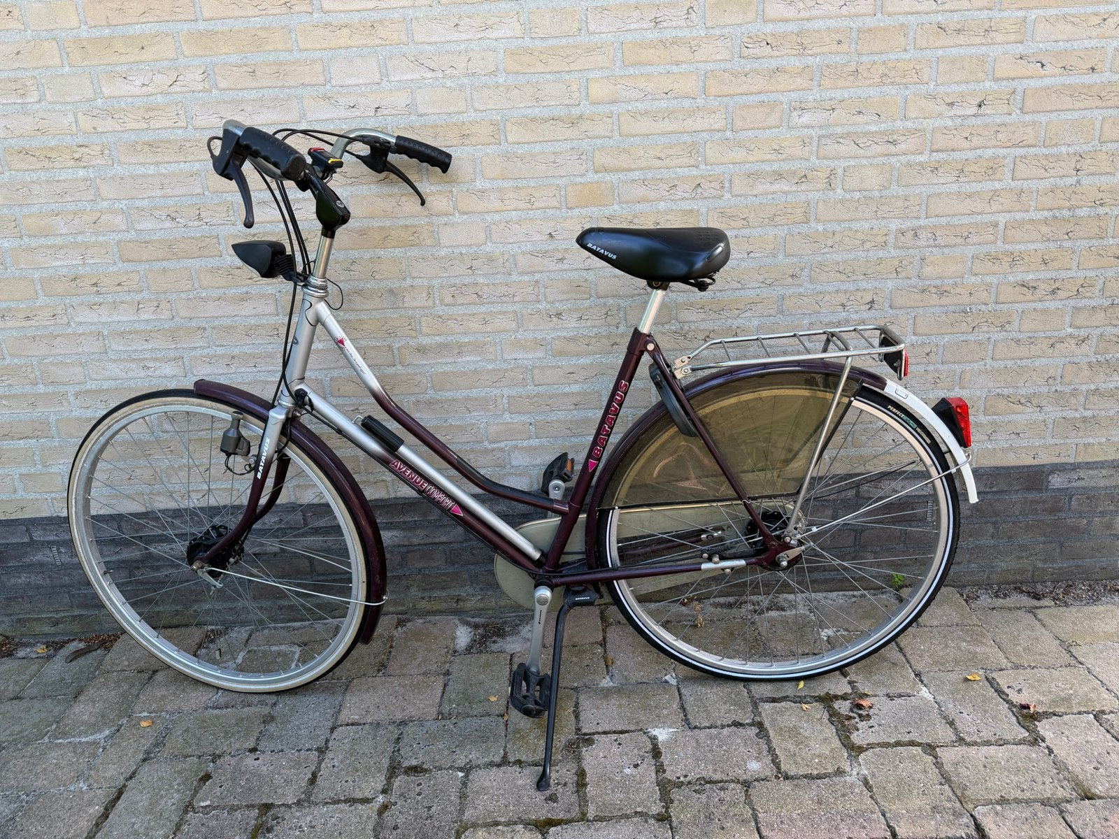 Batavus damesfiets met lage instap en versnellingen, Ophalen, Versnellingen, Batavus, Trommelrem