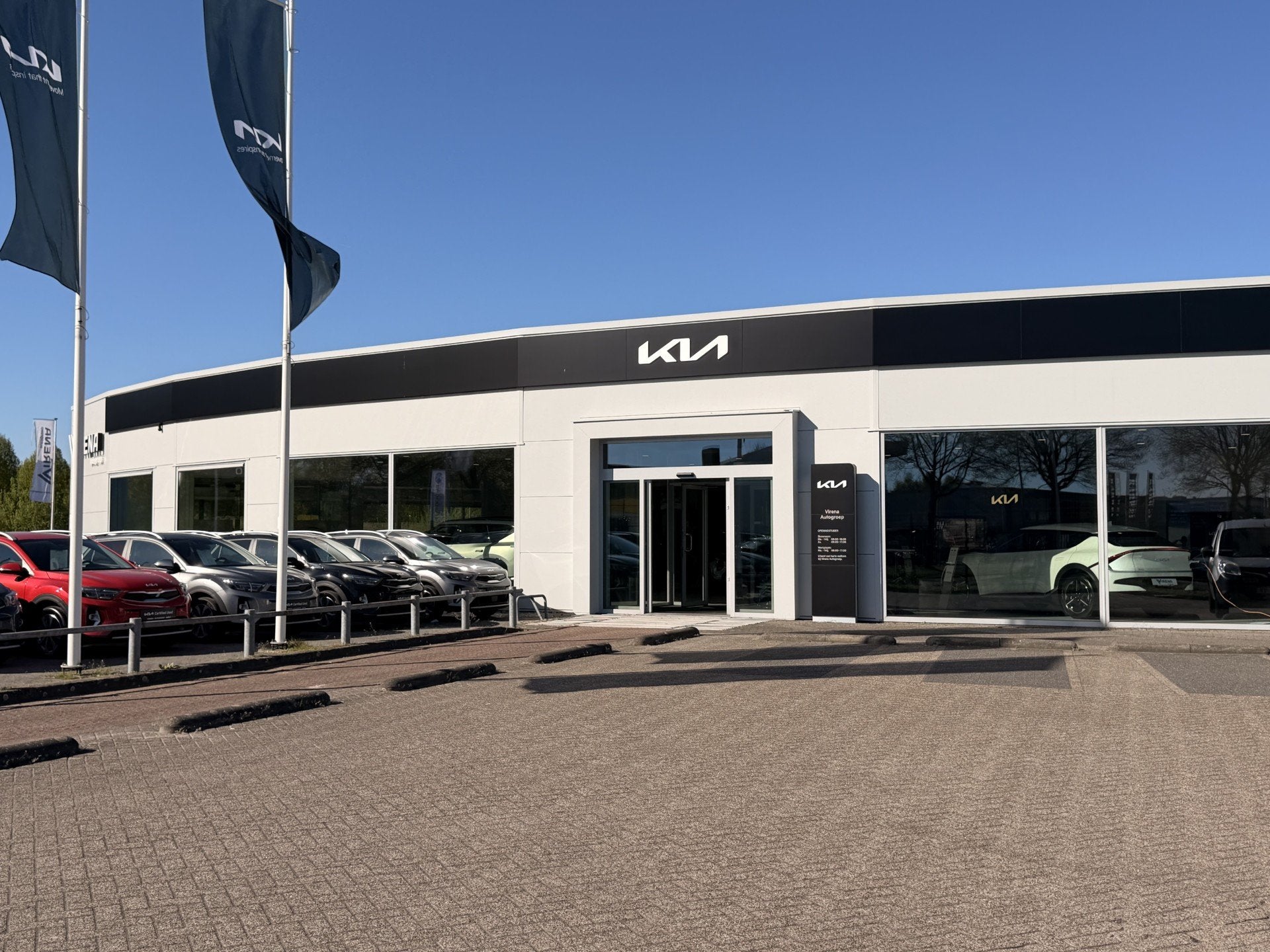 Kia Picanto 1.0 GDi DynamicLine - Apple Carplay/Android Auto, Auto's, Voorwielaandrijving, Stof, Zwart, 918 kg