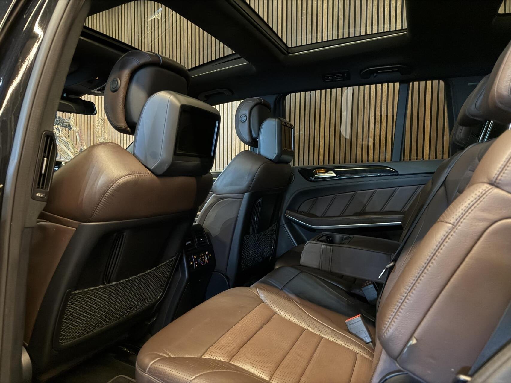 Foto 41 van Mercedes GL-klasse AMG 63 360",MASSAGE,7pers, trekhDealerOH