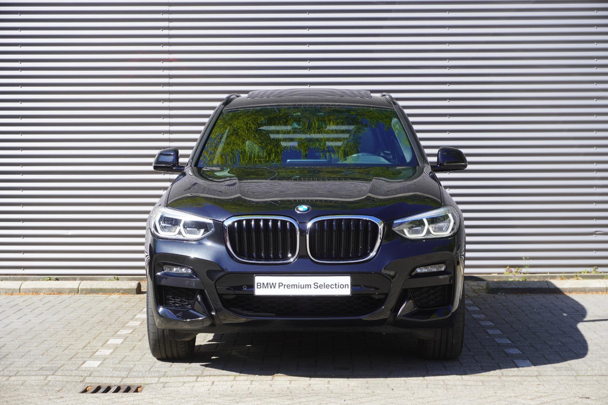 BMW X3 xDrive20i Model M Sport| High Executive | Glazen pano, Auto's, Automaat, 1998 cc, 15 km/l, Gebruikt