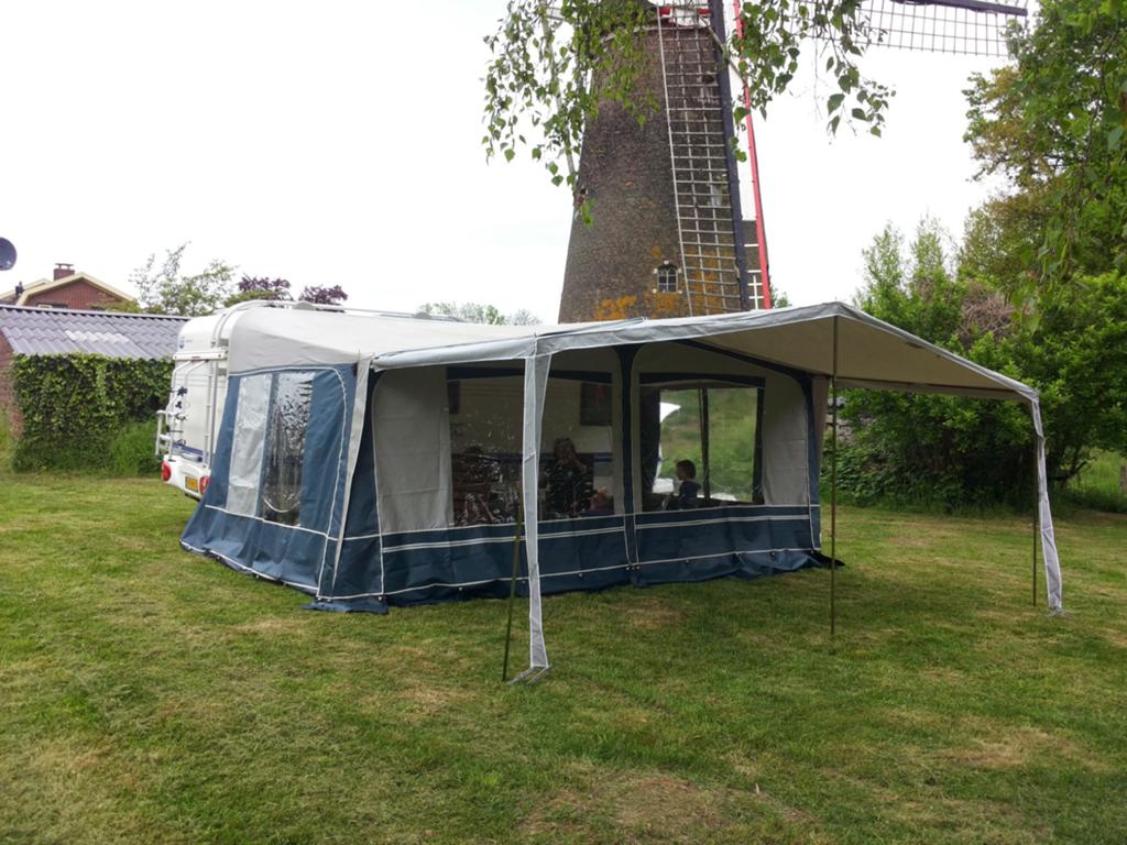 Voortent voor caravan met luifel - Zo goed als nieuw, Caravans en Kamperen, Voortenten en Luifels, Ophalen, Zo goed als nieuw