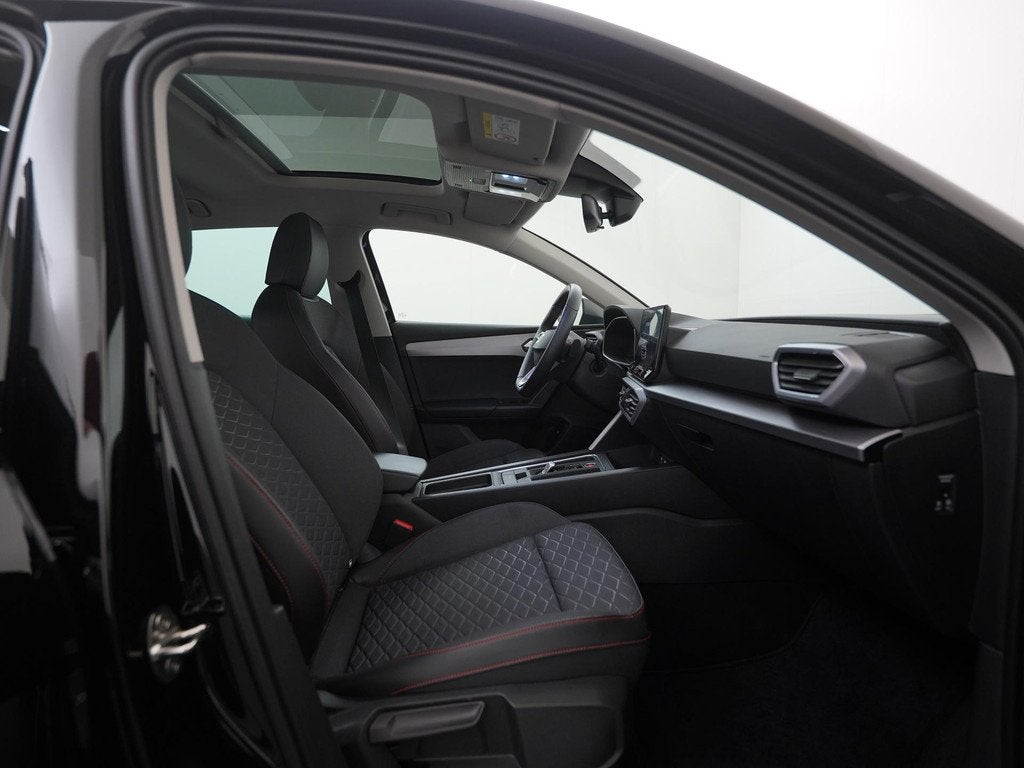 SEAT Leon 1.4 TSI eHybrid PHEV FR | Schuifdak | Stuurverwarm, Auto's, Seat, 12 maanden, Stof, Gebruikt, 4 cilinders