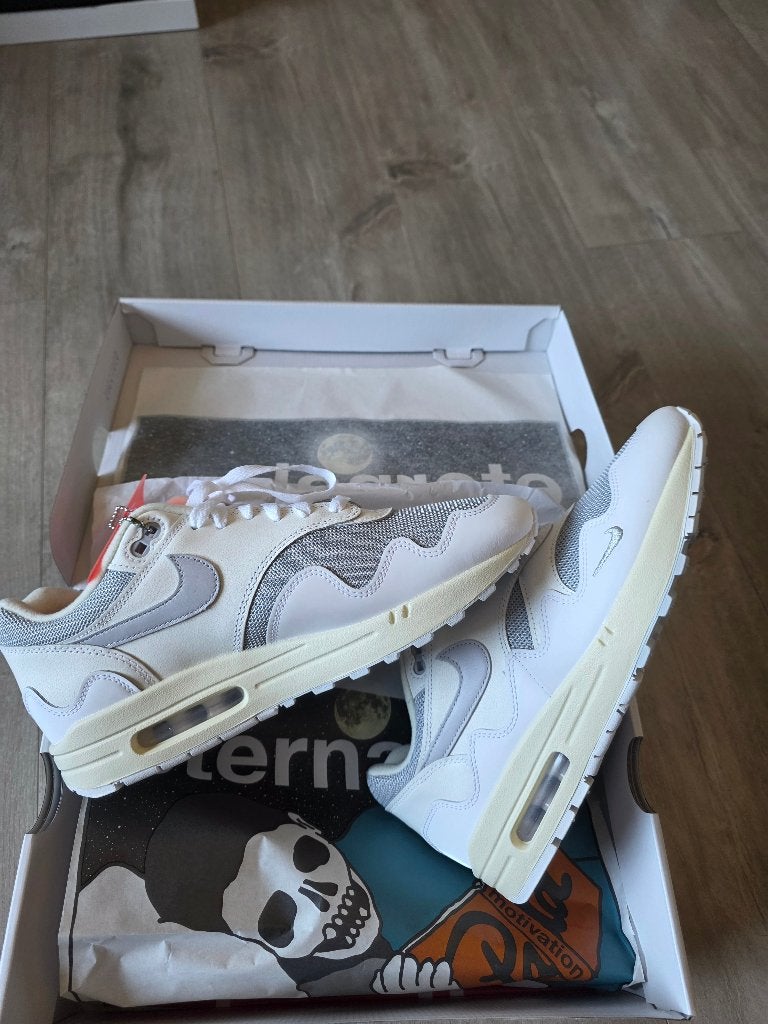 Nike air max 1 Patta waves white - 43, Nike x Patta, Wit, Nieuw, Ophalen of Verzenden