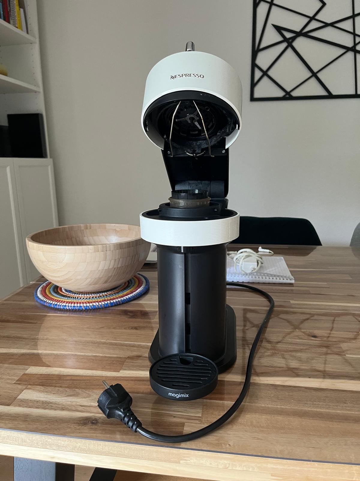Nespresso Vertuo Magimix + capsule opbergdoos, Gebruikt, Koffiemachine, Ophalen of Verzenden, 1 kopje