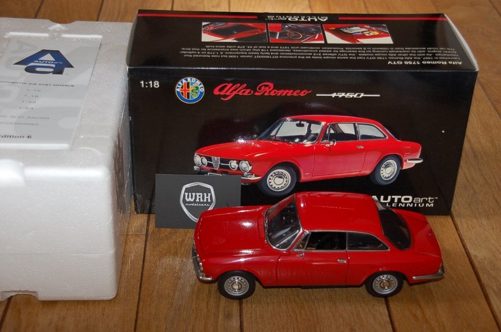 1:18 ALFA ROMEO GTV 1750 BERTONE red Autoart 70102 WRH, Verzenden, Zo goed als nieuw, Auto, Autoart
