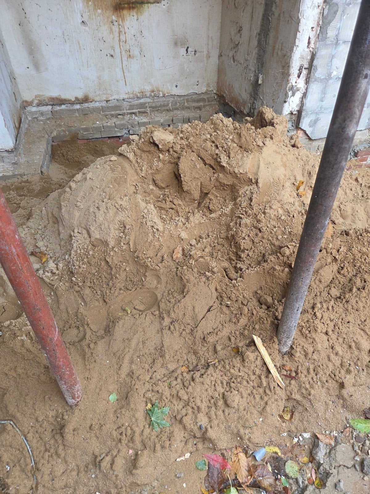 Gratis geel zand (2-4 kuub) - zelf scheppen, Ophalen, Gebruikt, Ophoogzand
