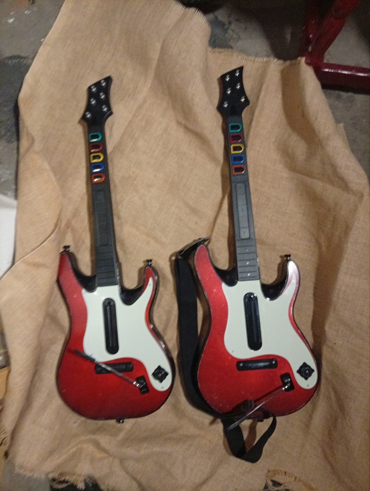2x Guitar Hero gitaren voor PlayStation 3, Ophalen of Verzenden, Gebruikt, Gitaar, Drumstel of Dj-set, PlayStation 3