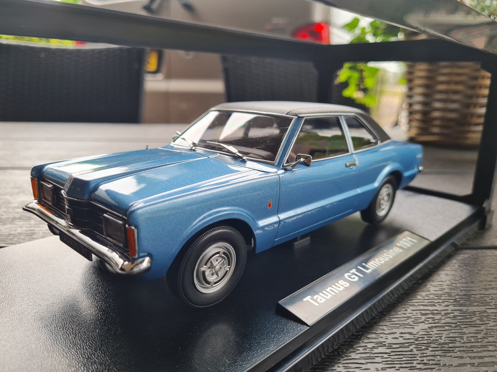 1:18 Ford Taunus GT Limousine 1971 Blauw metallic KK Scale, Ophalen of Verzenden, Nieuw, Auto, Overige merken