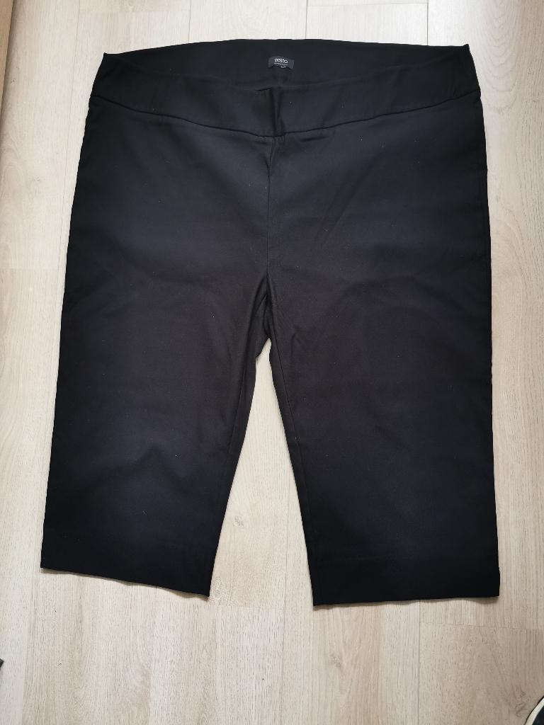 85 .. nieuwe zwarte Yesta broek maat 54, Kleding | Dames, Grote Maten, Ophalen of Verzenden, Nieuw, Zwart, Broek of Spijkerbroek