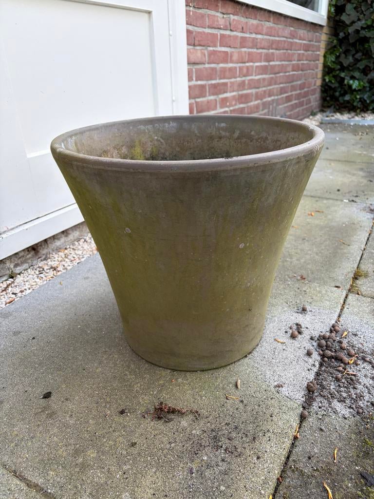 Grote grijze aardewerken bloempot - Ø 37 cm, Tuin en Terras, Bloempotten, Gebruikt, Rond, Binnen, Minder dan 40 cm