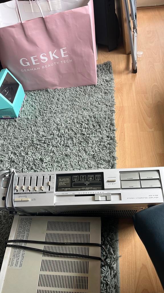 Akai am-a102 stereo versterker made in japan, Ophalen, Zo goed als nieuw, Minder dan 60 watt, Overige merken