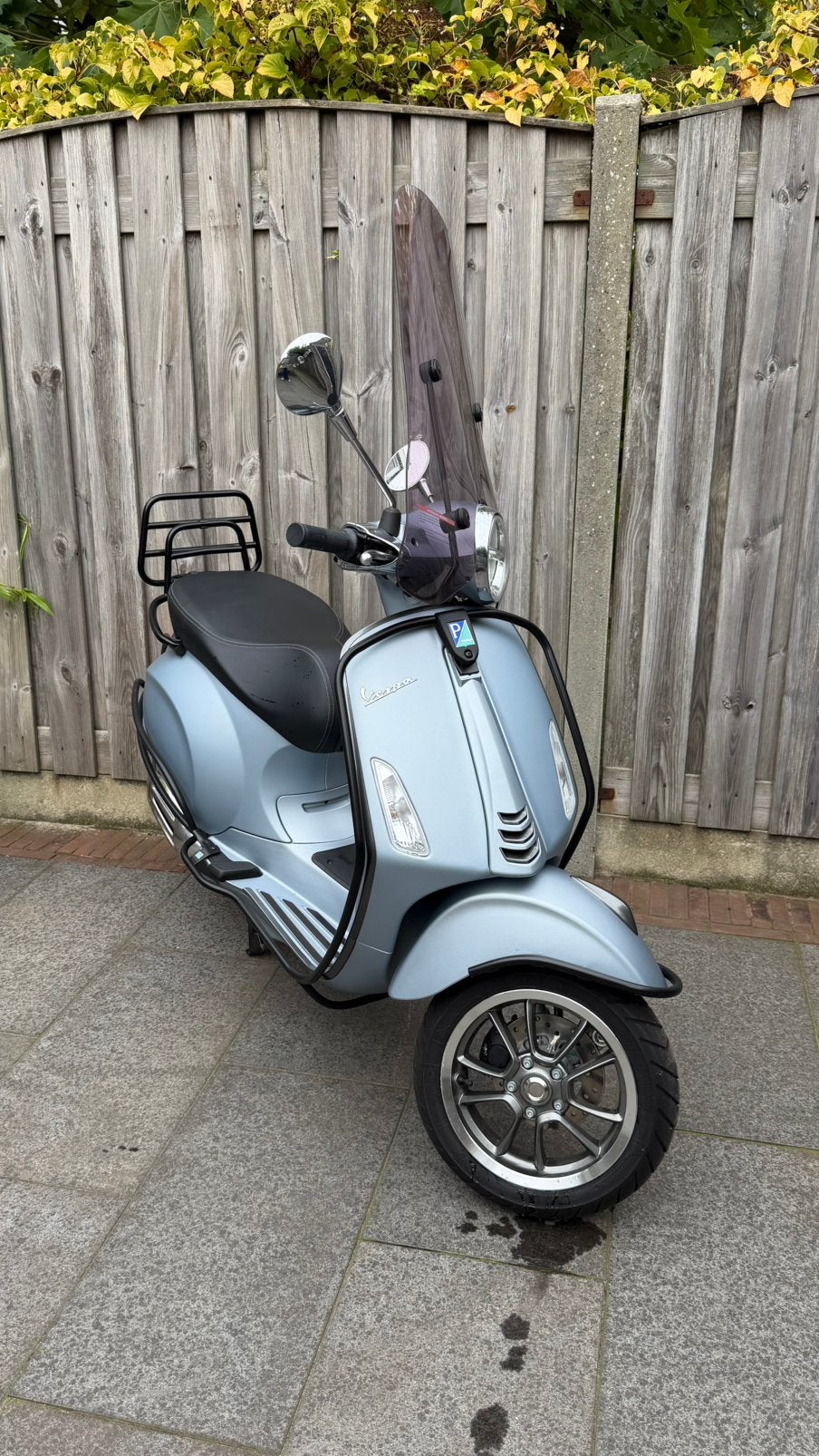 Vespa Primavera S 50, Fietsen en Brommers, Ophalen, Maximaal 45 km/u, Vespa S, Zo goed als nieuw