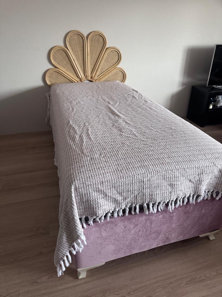 1 persoonsbed met opbergruimte, Huis en Inrichting, Slaapkamer | Bedden, Zo goed als nieuw, Eenpersoons, 90 cm, Hout, Ophalen