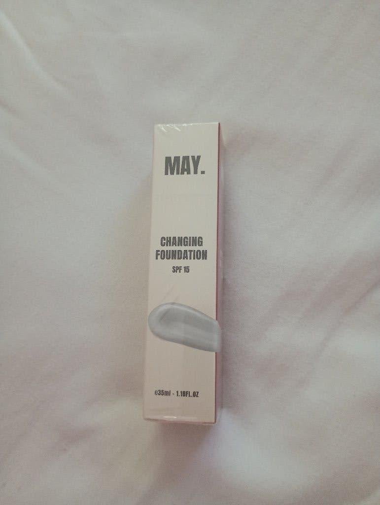 May changing foundation - in verpakking, Gehele gezicht, Beige, Nieuw, Ophalen of Verzenden