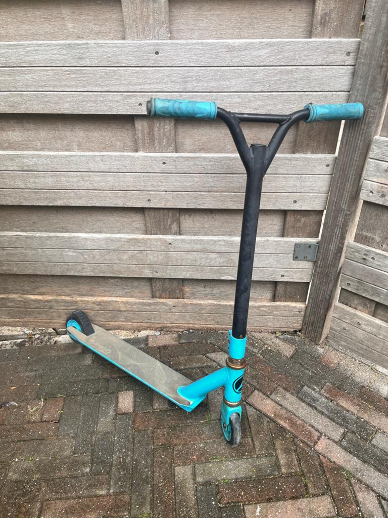 Amigo Wave Stuntstep - Blauw/Zwart, Ophalen, Gebruikt, Gewone step