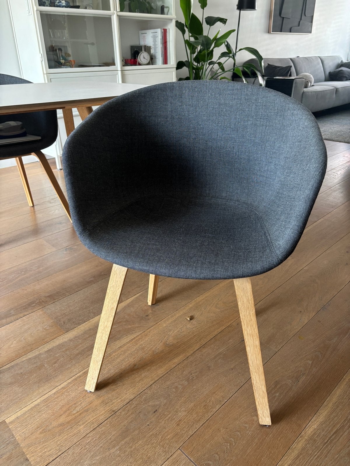 4x Hay Copenhague About a Chair AAC23 - Antraciet/Eiken, Ophalen, Zo goed als nieuw, Vier, Grijs