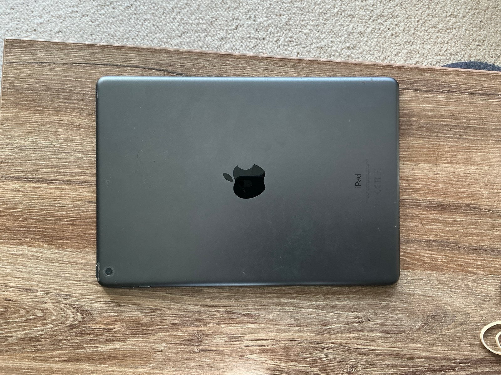Apple iPad (2019) 7e generatie, Apple iPad, Zo goed als nieuw, 128 GB, Grijs