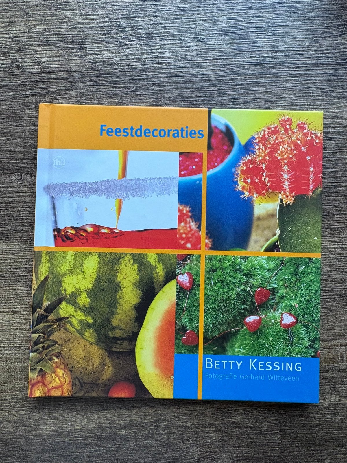 Boekje met ideeën voor feestelijke decoraties, Ophalen of Verzenden, Zo goed als nieuw