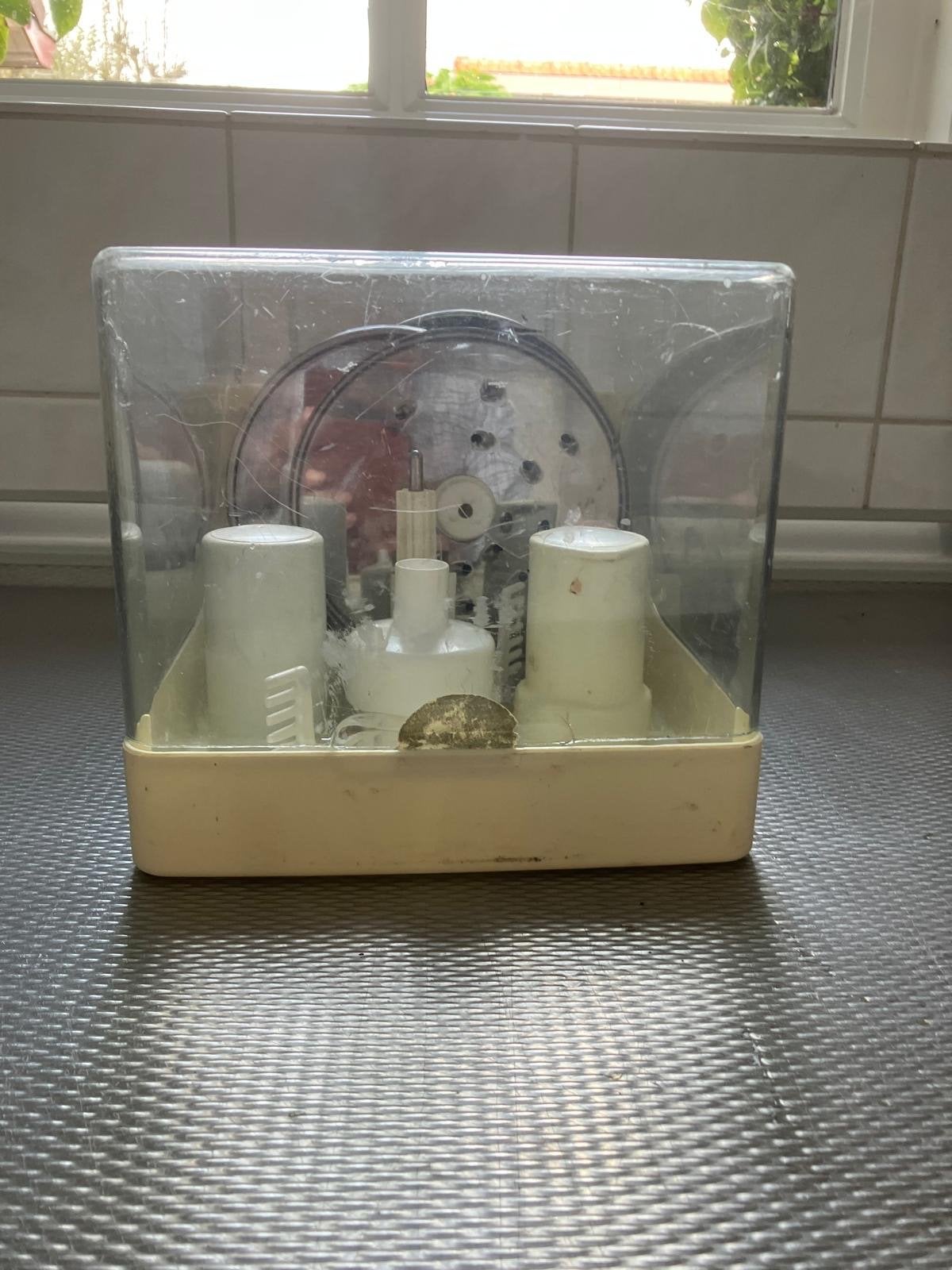 Magimix Compact 3100 foodprocessor met accessoires, Gebruikt, Ophalen of Verzenden, 2 tot 3 liter, Vaatwasserbestendig