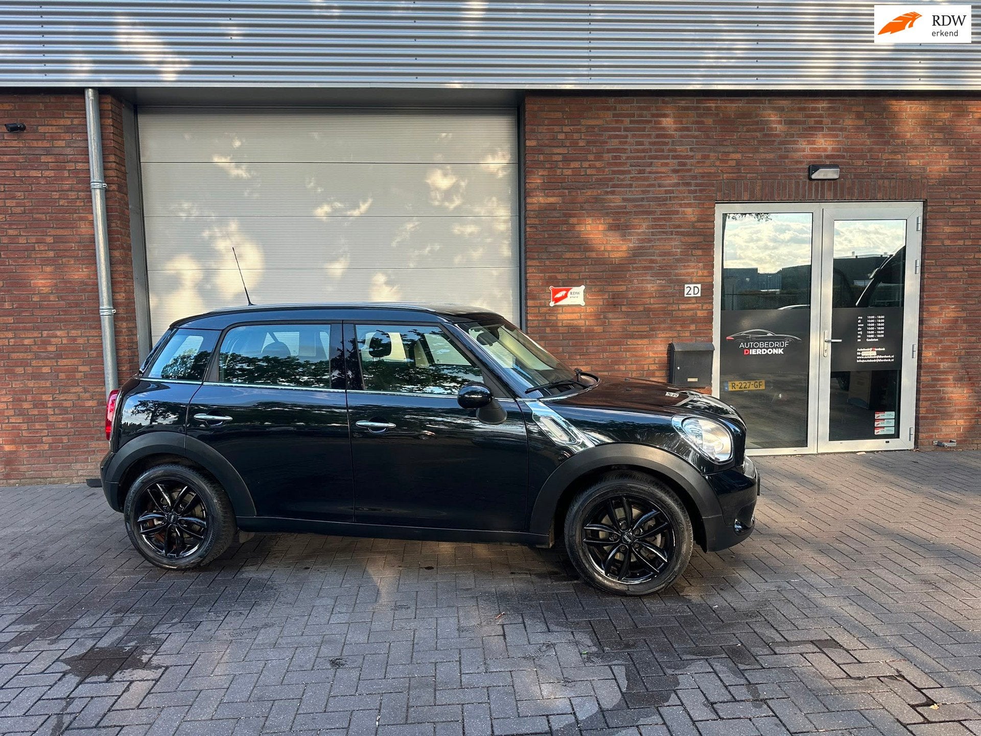 Mini Countryman 1.6 One Pepper|AIRCO|NIEUWE APK|LEUKE AUTO, Voorwielaandrijving, Euro 5, Stof, Zwart