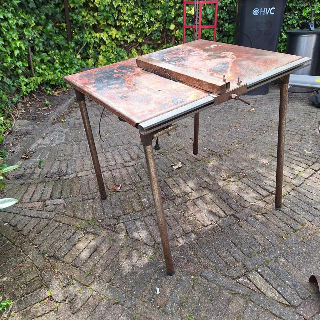 Zaagtafel met Skilsaw zaag, Ophalen, Gebruikt, Cirkelzaag, Skilsaw