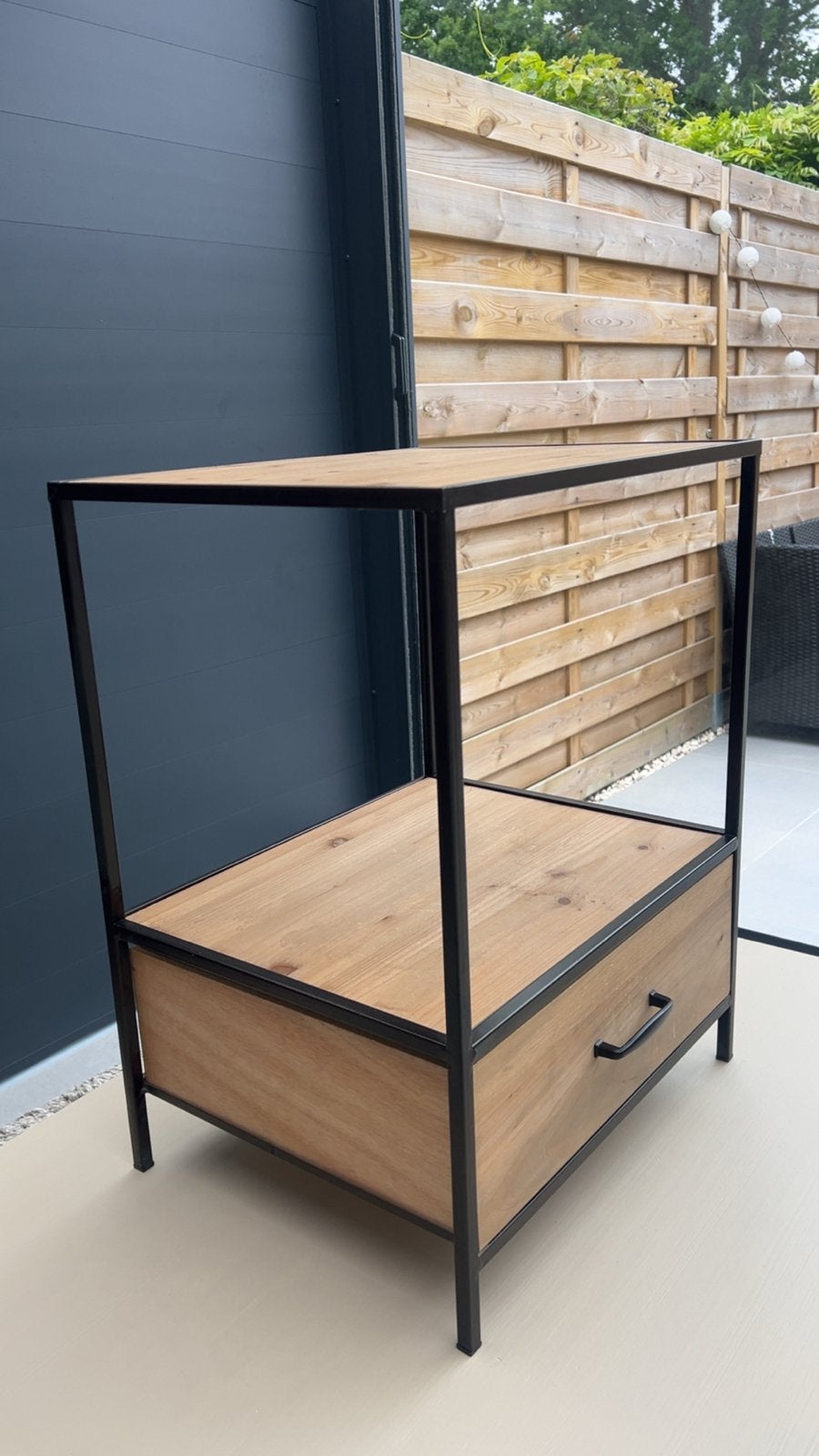 Bijzettafel met lade - Xenos, Minder dan 55 cm, Zo goed als nieuw, Rechthoekig, Hout