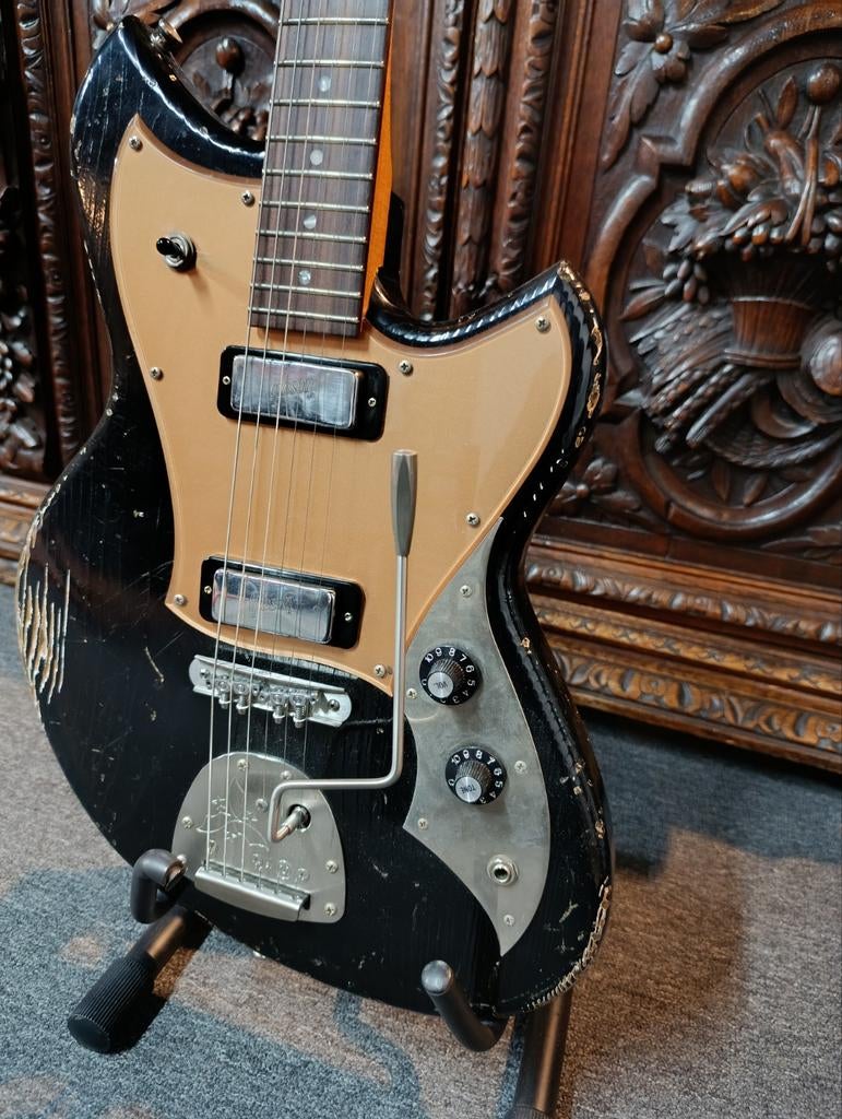 Novo Serus J custom (vintage Gibson firebird pickups!), Muziek en Instrumenten, Snaarinstrumenten | Gitaren | Elektrisch, Ophalen of Verzenden