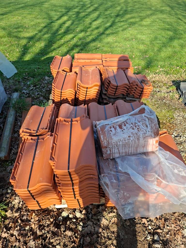 Nieuwe dakpannen, rood, monier nieuwe Hollander, Steen of Klei, Nieuw, Ophalen of Verzenden, 15 m² of meer
