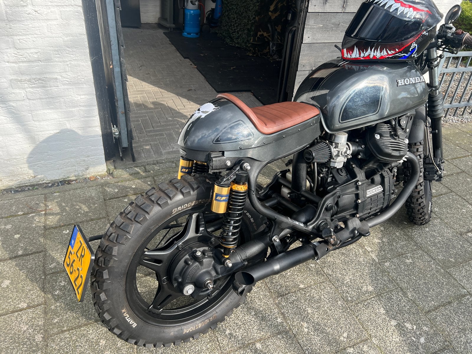 Unieke Honda CX500 - Volledig gerestaureerd en custom, Motoren, Cardan-aandrijving, 2 cilinders, Gebruikt, Particulier