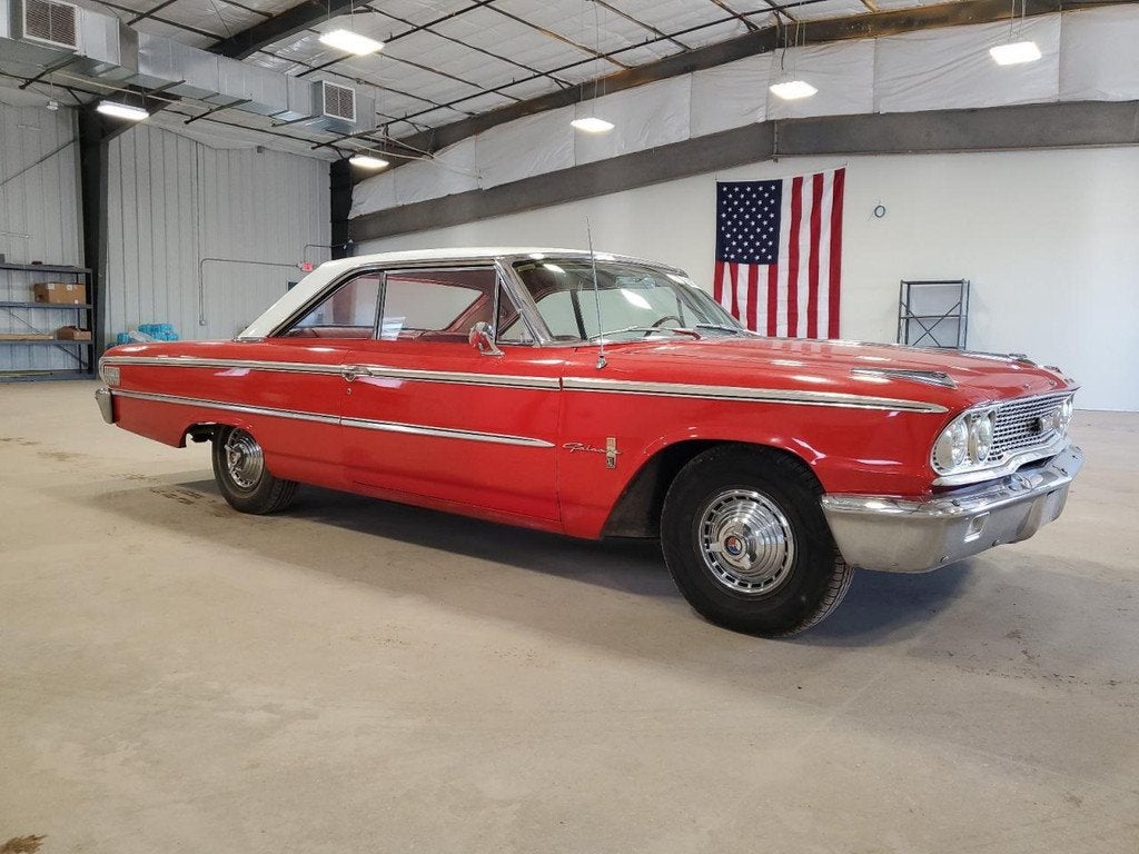 Ford Galaxie 500 XL FASTBACK (bj 1963, automaat), Leder, Ford, 5 stoelen, Lederen bekleding