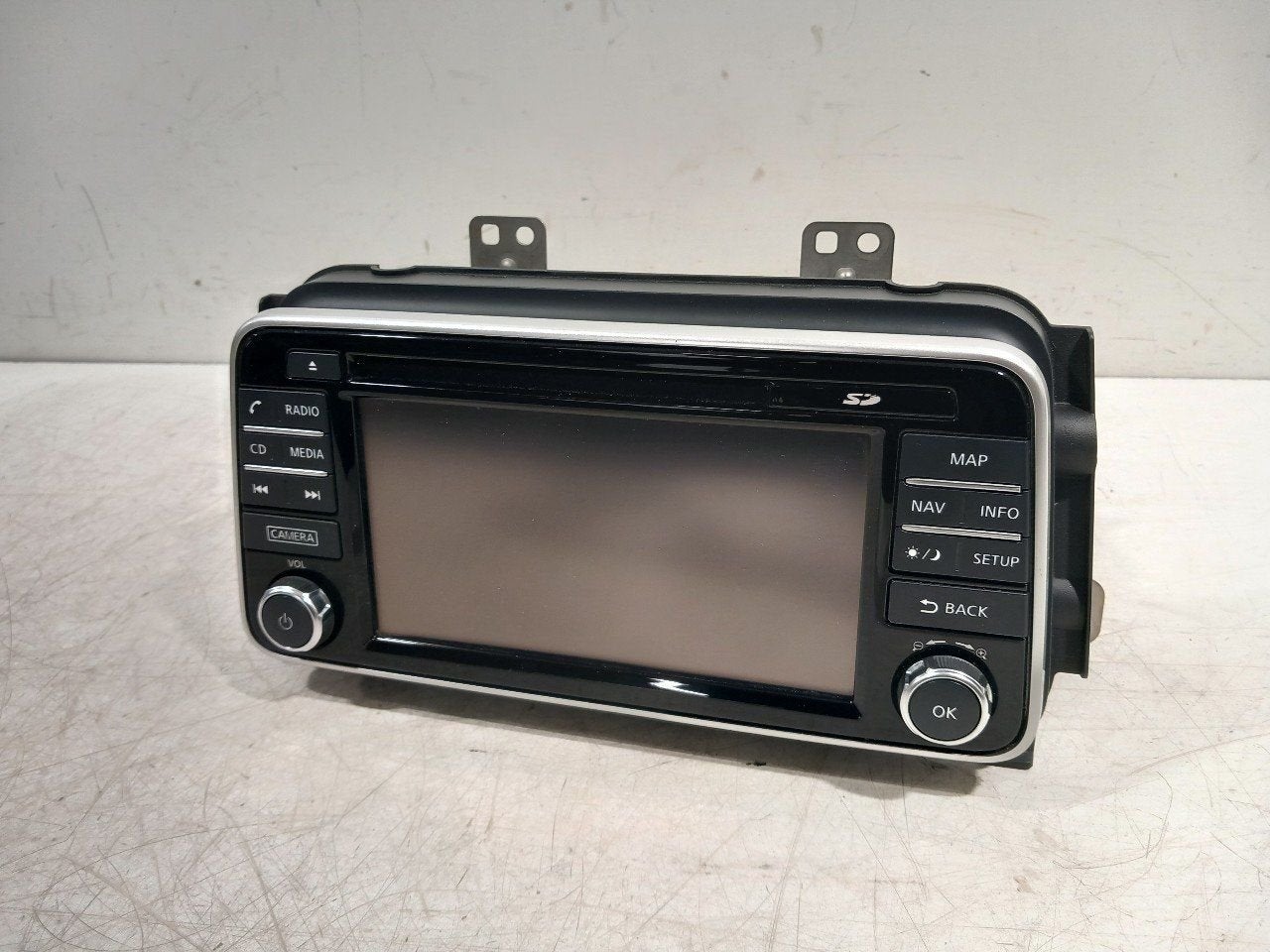 Navigatiesysteem Nissan Micra, Onderdelen@venauto.nl, Van der Ven Autorecycling B.V., Gebruikt, Ettenseweg 76, 4706 PB Roosendaal, The Netherlands