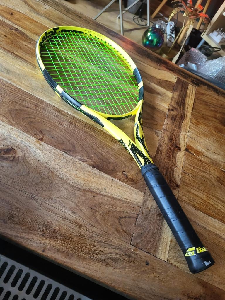 Babolat Pure Aero Tennisracket L2, Sport en Fitness, Tennis, L2, Ophalen of Verzenden, Zo goed als nieuw, Racket