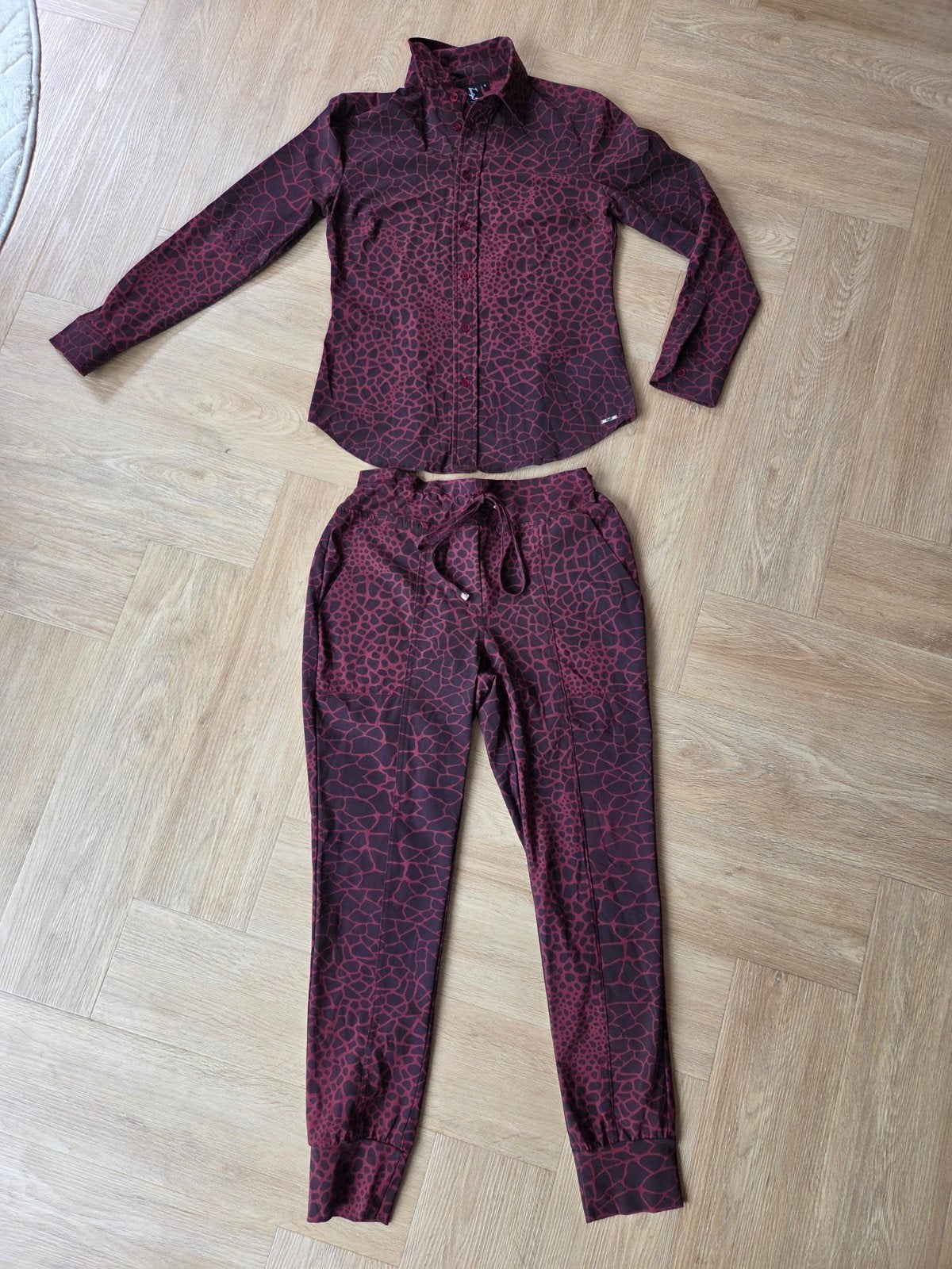 Twenty5 Amsterdam Travelstof Pak maat S dames broek + blouse, Ophalen of Verzenden, Maat 36 (S), Twenty5 Amsterdam, Gedragen