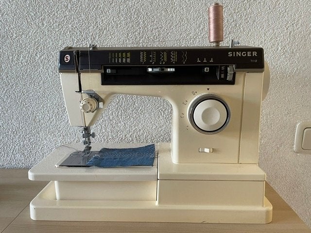 Mooie vintage naaimachine; Singer 7110, Ophalen, Zo goed als nieuw, Naaimachine, Singer